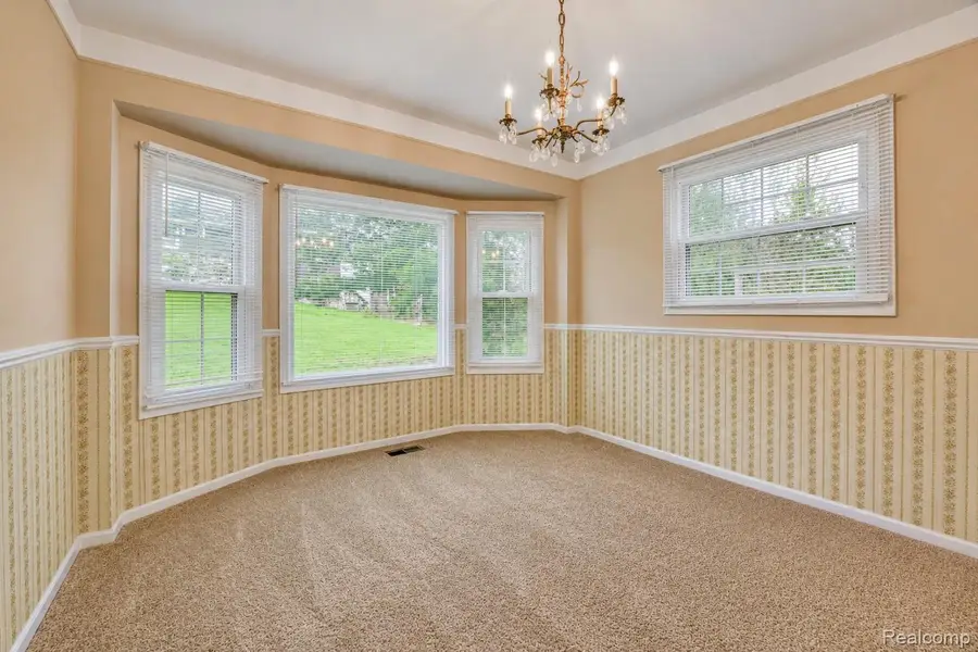6295 Vernmoor Drive, Troy, MI 48098 - #2