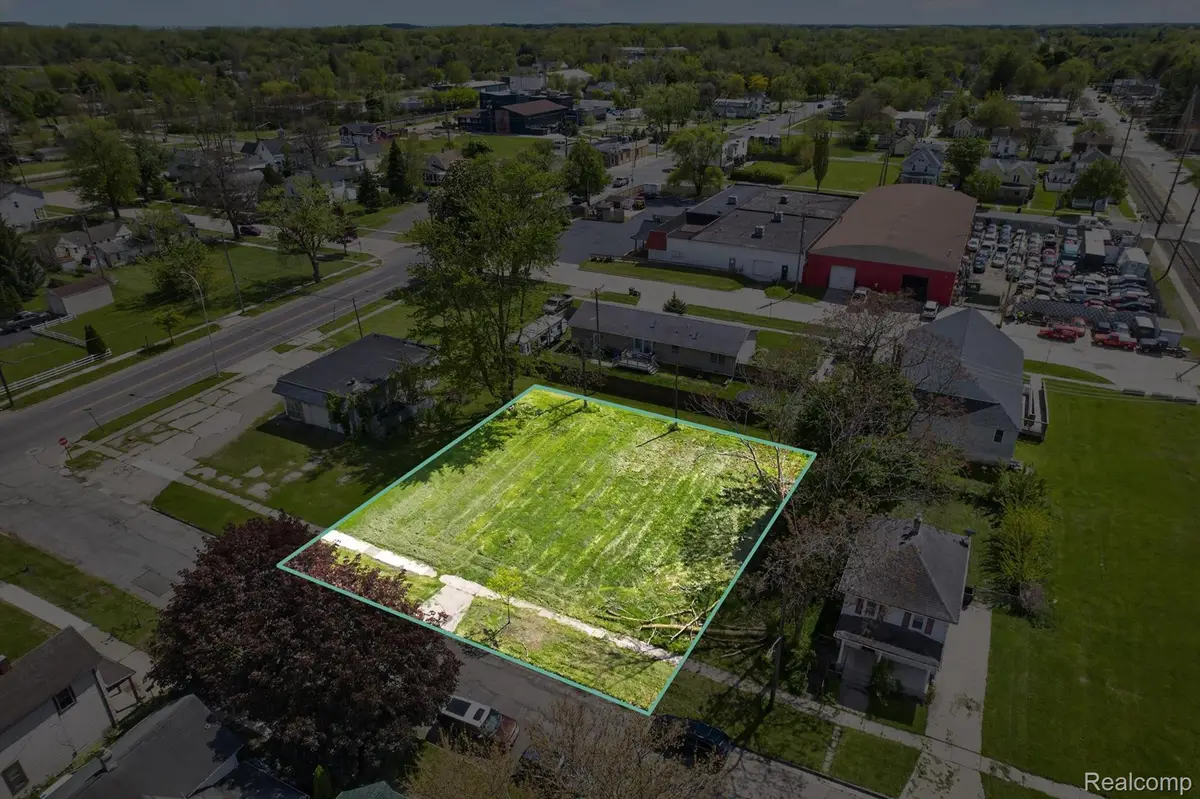 1016 Humphrey Street, Monroe, MI 48161 - #1