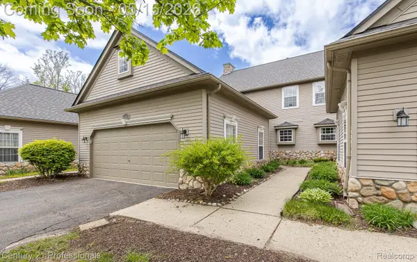 4509 Alexander Pines Drive, Clarkston, MI 48346
