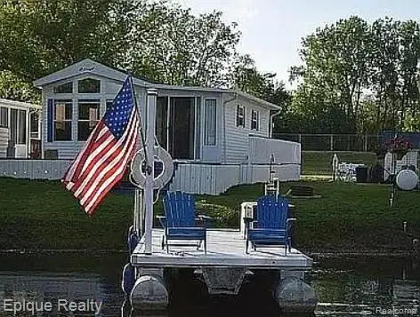 10915 E Goodall Road, Durand, MI 48429