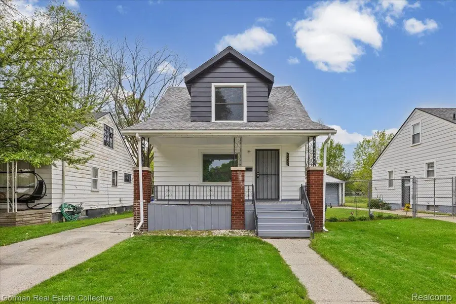 8227 Saint Marys Street, Detroit, MI 48228 - #2