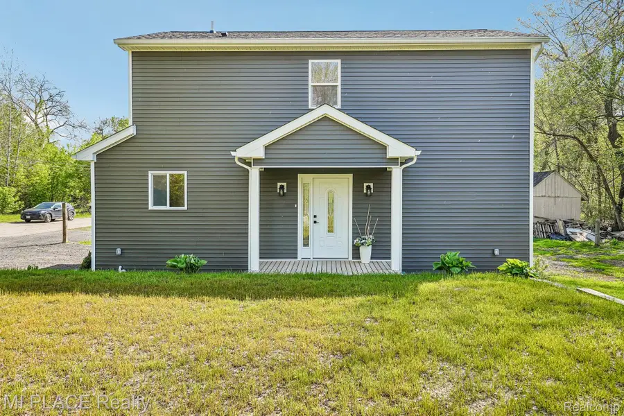 9755 Portage Trail, White Lake, MI 48386 - #2