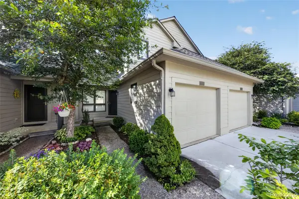 3320 Breckland Court, AnnArbor, MI 48108