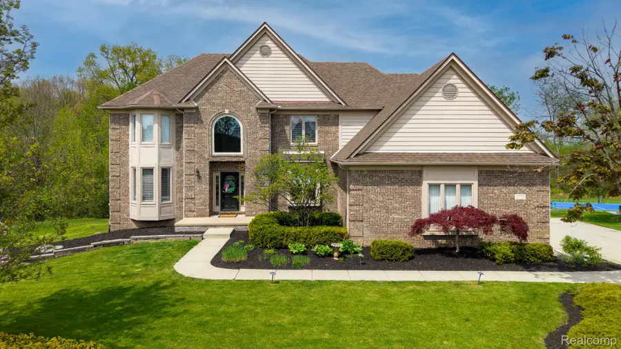 3772 Fawn Drive, Rochester, MI 48306 - #2