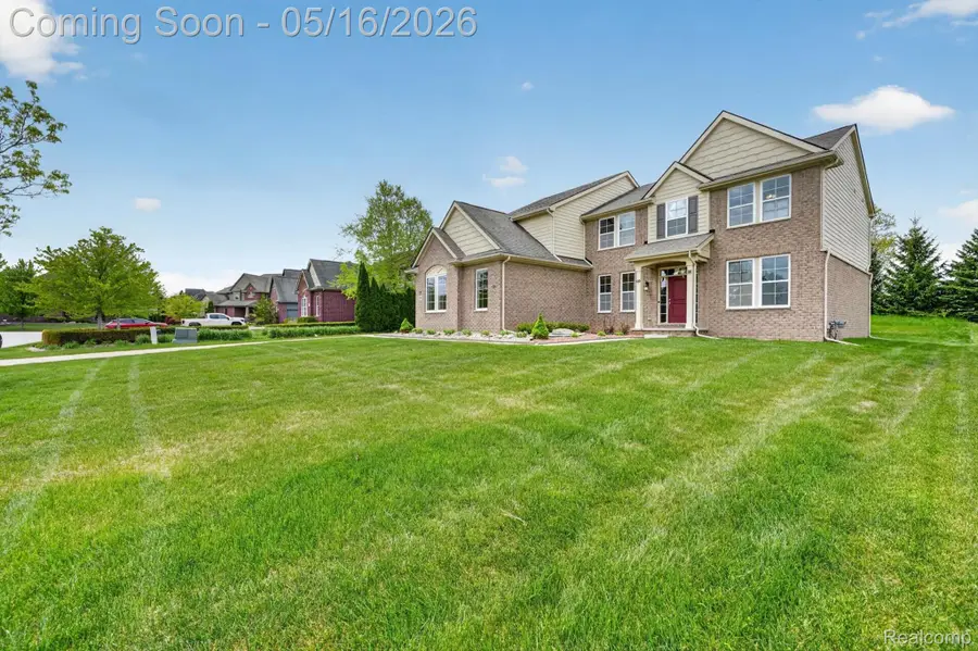 54908 N Grenelefe Circle W, Lyon, MI 48178 - #3