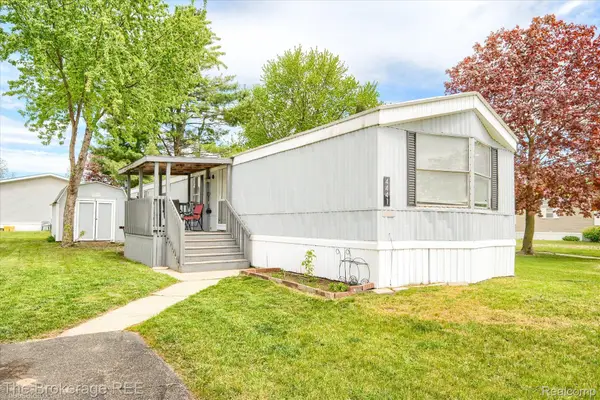 4441 Beechwood, Clarkston, MI 48346