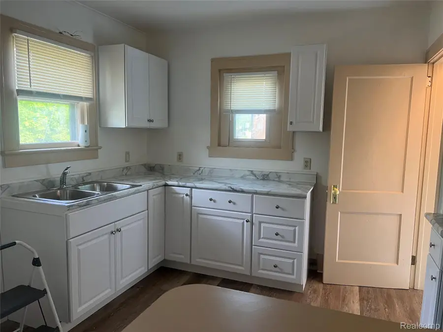 2554 Swayze Street, Flint, MI 48503 - #2