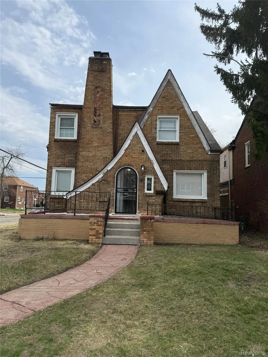 18116 Wisconsin Street, Detroit, MI 48221 - #2