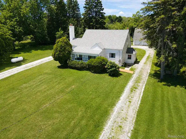 5893 Cribbins Road, Kenockee, MI 48006