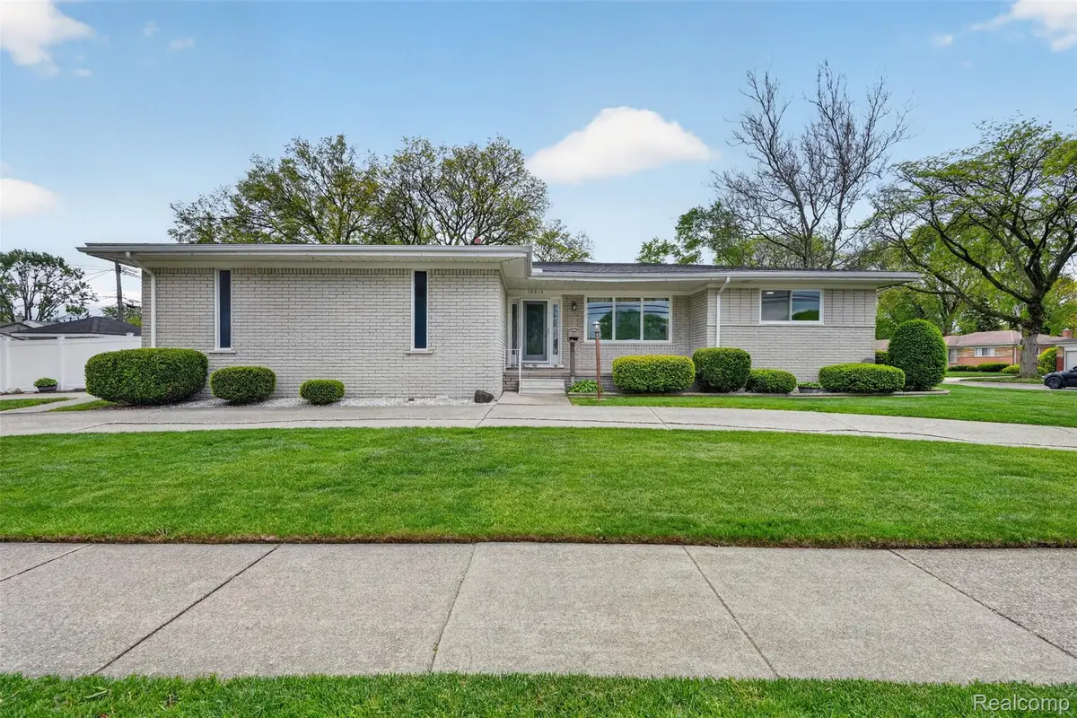 12014 Common Road, Warren, MI 48093 - #1