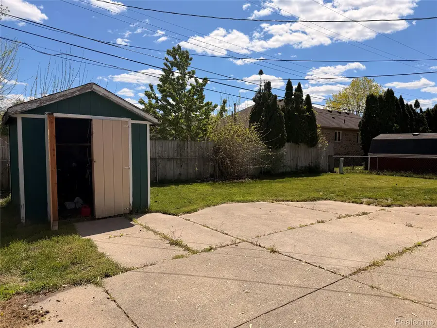 12224 El Camino Dr El Camino Drive, Sterling Heights, MI 48312 - #3