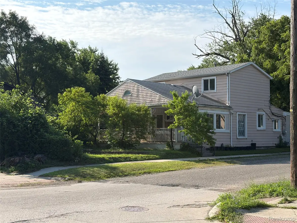 7004 Orchard Avenue, Warren, MI 48091 - #1