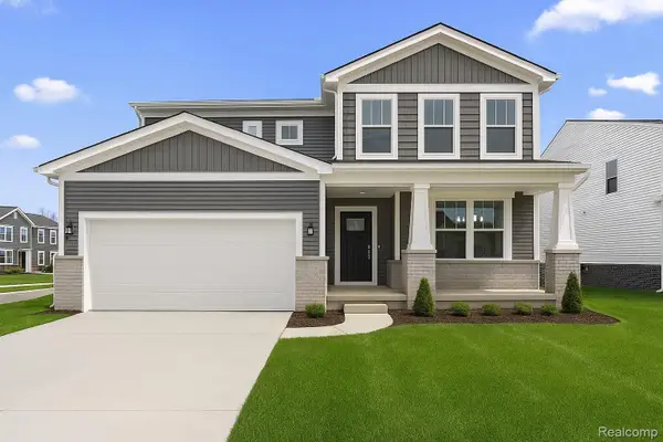 676 Gretchen Lane, Saline, MI 48176