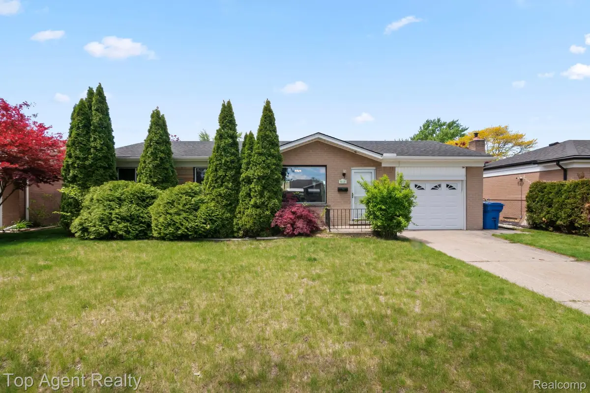 29639 Malvina Drive, Warren, MI 48088 - #1