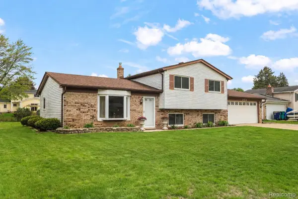 2814 Burgess Hill Drive, Waterford, MI 48329