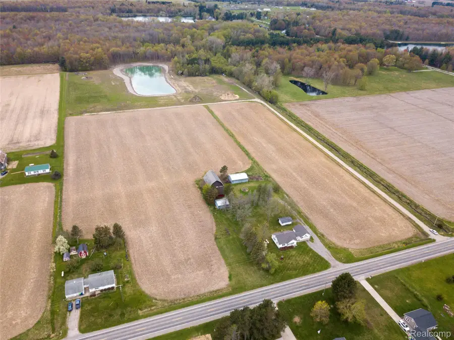 2250 S Hemlock Road, Hemlock, MI 48626 - #3