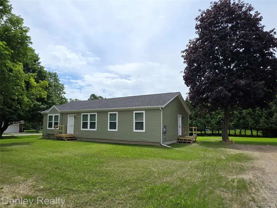 20 Hillview, Peck, MI 48466 - #3