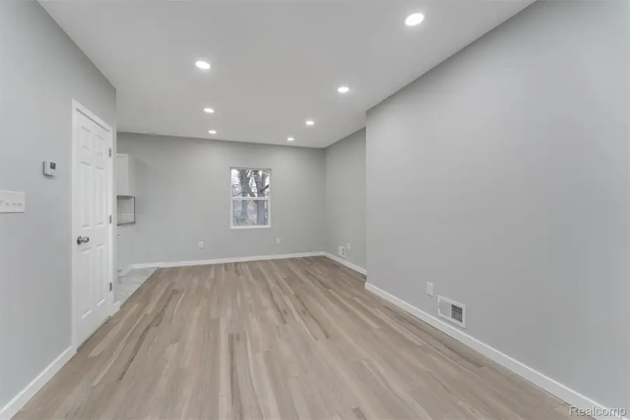 5590 Springfield Street, Detroit, MI 48213 - #3