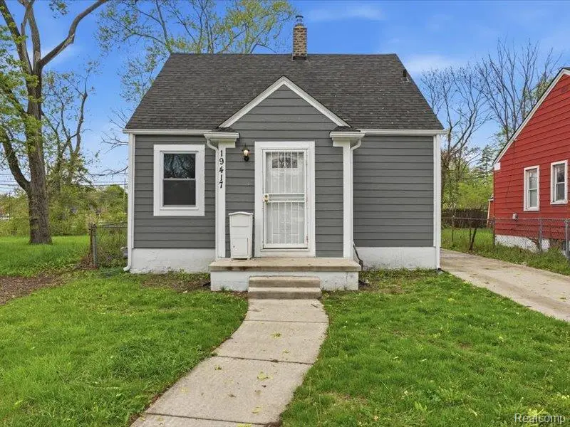 19417 Glastonbury Road, Detroit, MI 48219 - #1