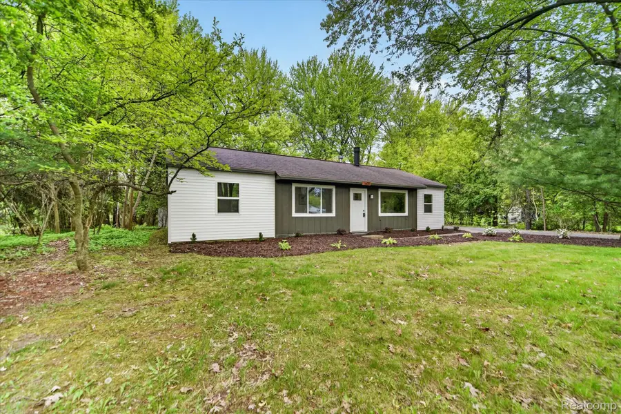 1609 Gilcrest Avenue, East Lansing, MI 48823 - #3