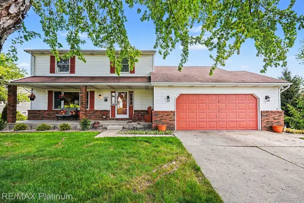 61959 Topsfield Lane, SouthLyon, MI 48178