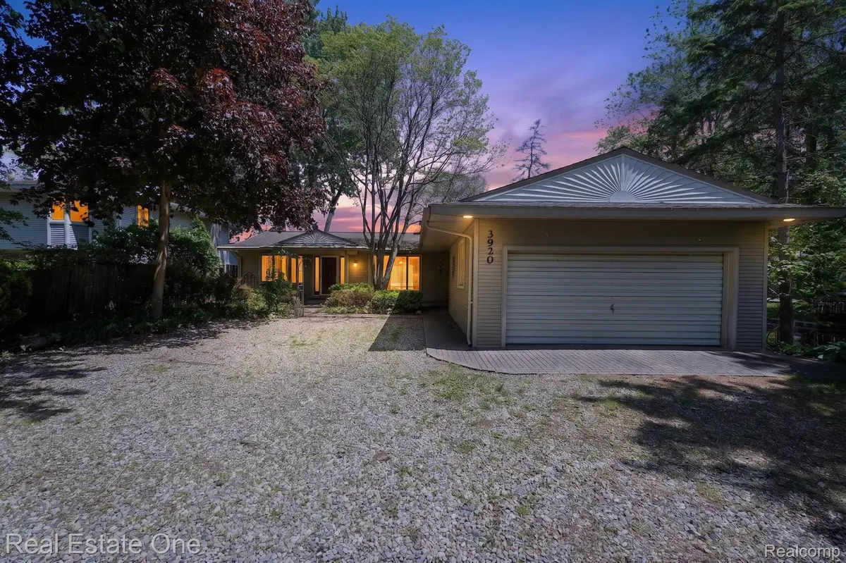 3920 Wint Road, Commerce Township, MI 48382 - #1