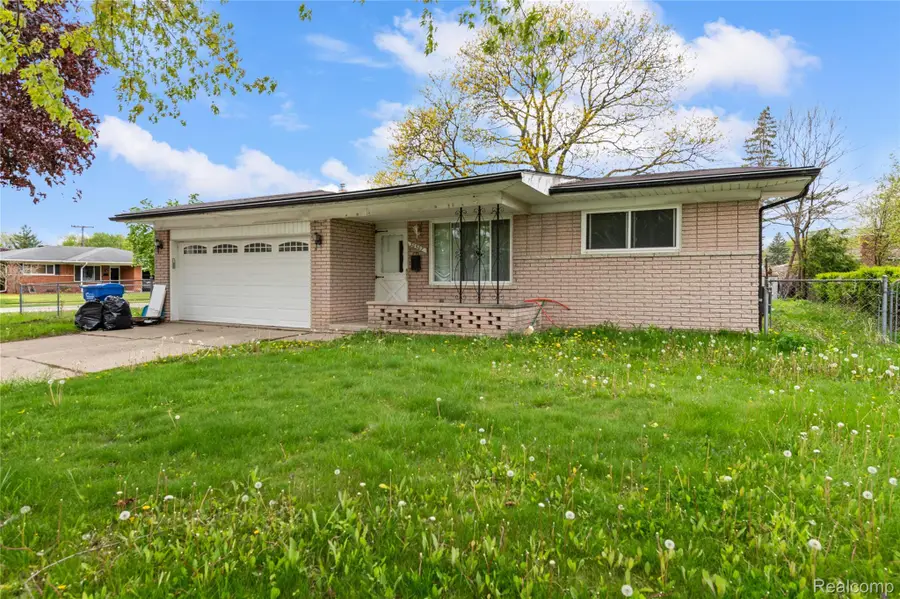 30507 Austin Drive, Warren, MI 48092 - #2