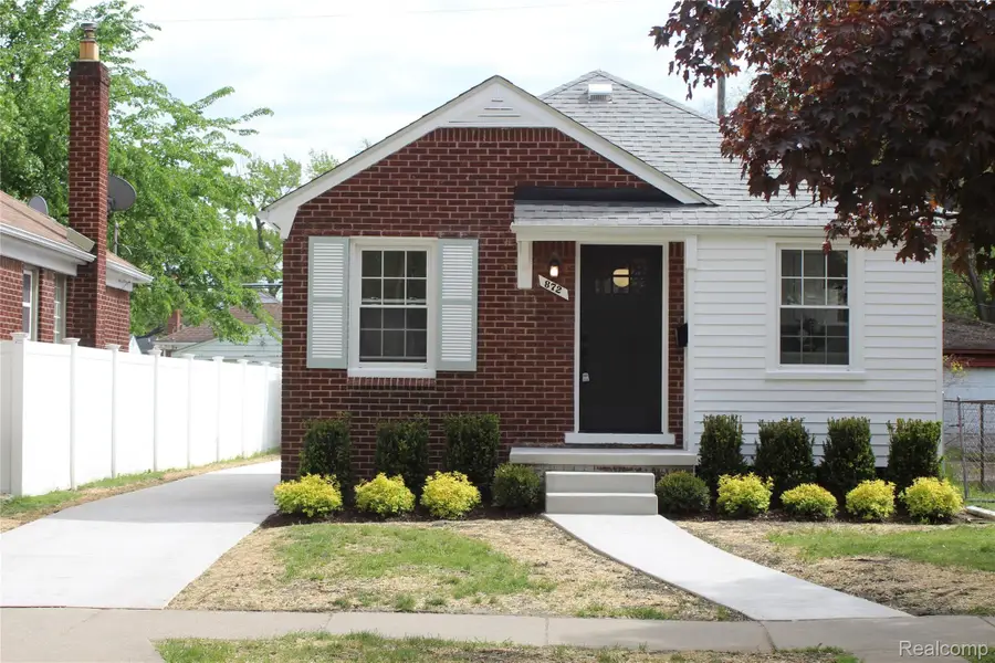 872 Channing Street, Ferndale, MI 48220 - #2