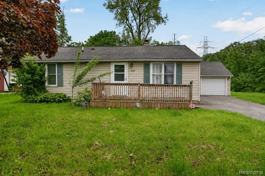 4111 Risedorph Street, Burton, MI 48509 - #2