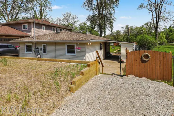 657 Dunleavy Drive, Highland, MI 48356