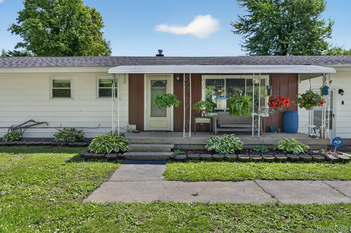 5233 Torrey Road, Flint, MI 48507 - #1