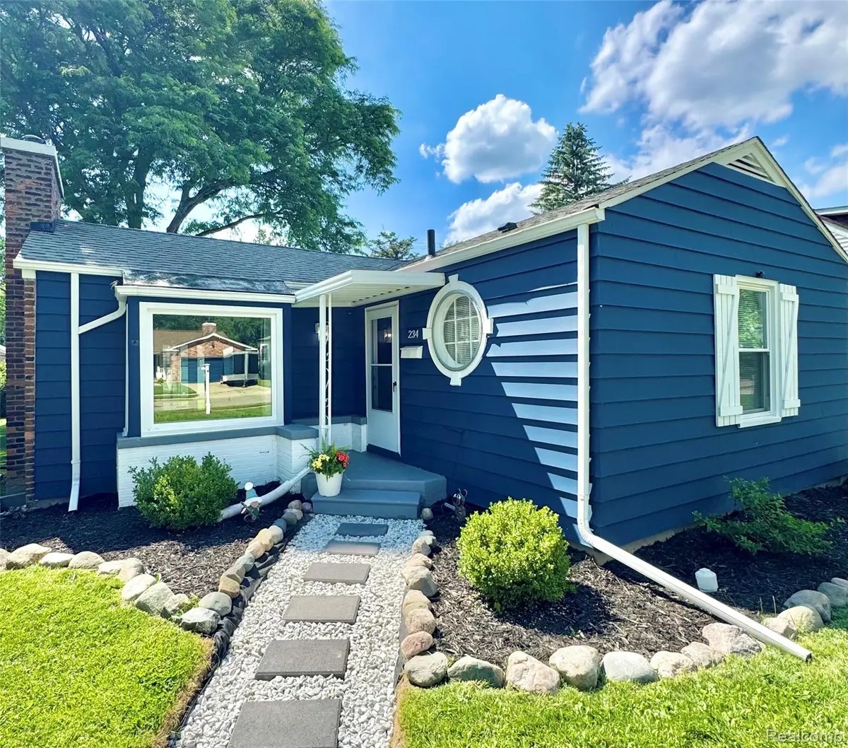 234 Draper Avenue, Pontiac, MI 48341 - #1