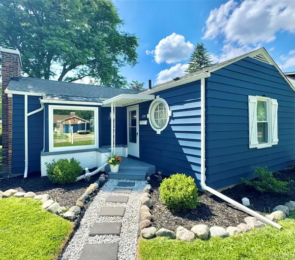 234 Draper Avenue, Pontiac, MI 48341
