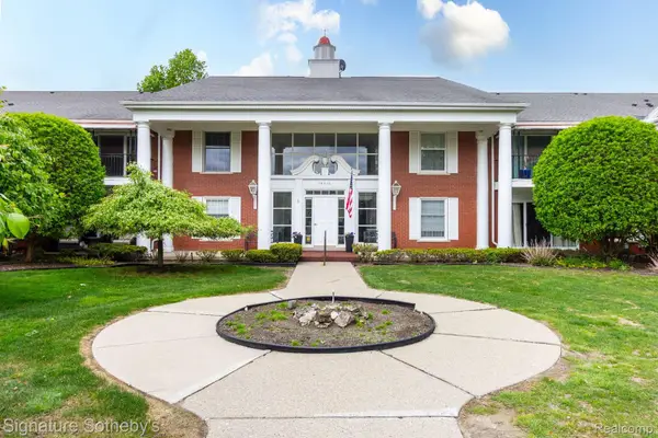 19710 W 13 Mile Road #101, BeverlyHills, MI 48025