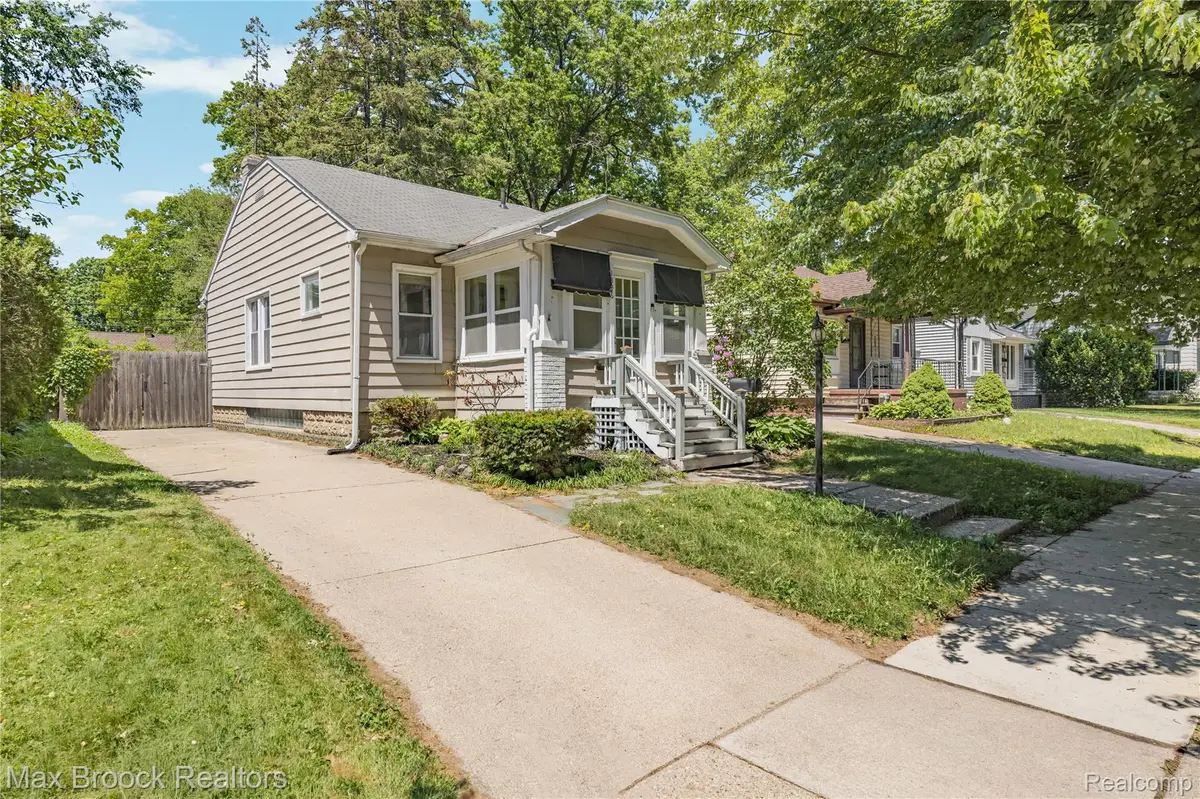 1306 Owana Avenue, Royal Oak, MI 48067 - #1