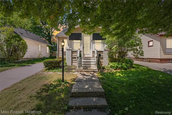 1306 Owana Avenue, RoyalOak, MI 48067
