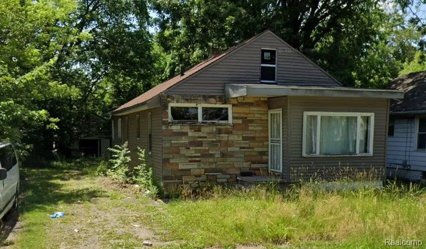 1610 Kent Street, Flint, MI 48503 - #2