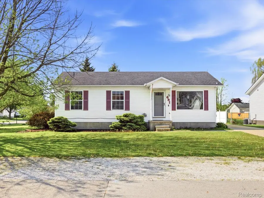 685 Heather Lane, Marysville, MI 48040 - #2