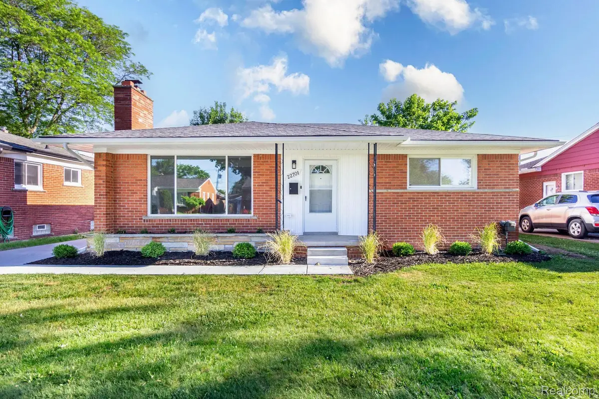 22701 Amherst Street, Saint Clair Shores, MI 48081 - #1