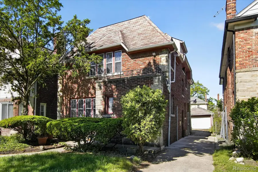 17509 Santa Barbara Drive, Detroit, MI 48221 - #2