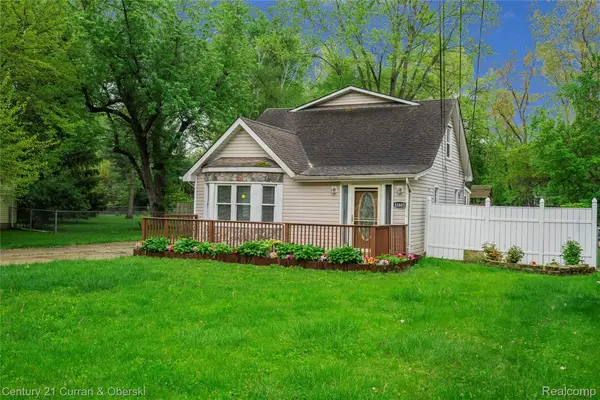 33805 Orangelawn Street, Livonia, MI 48150