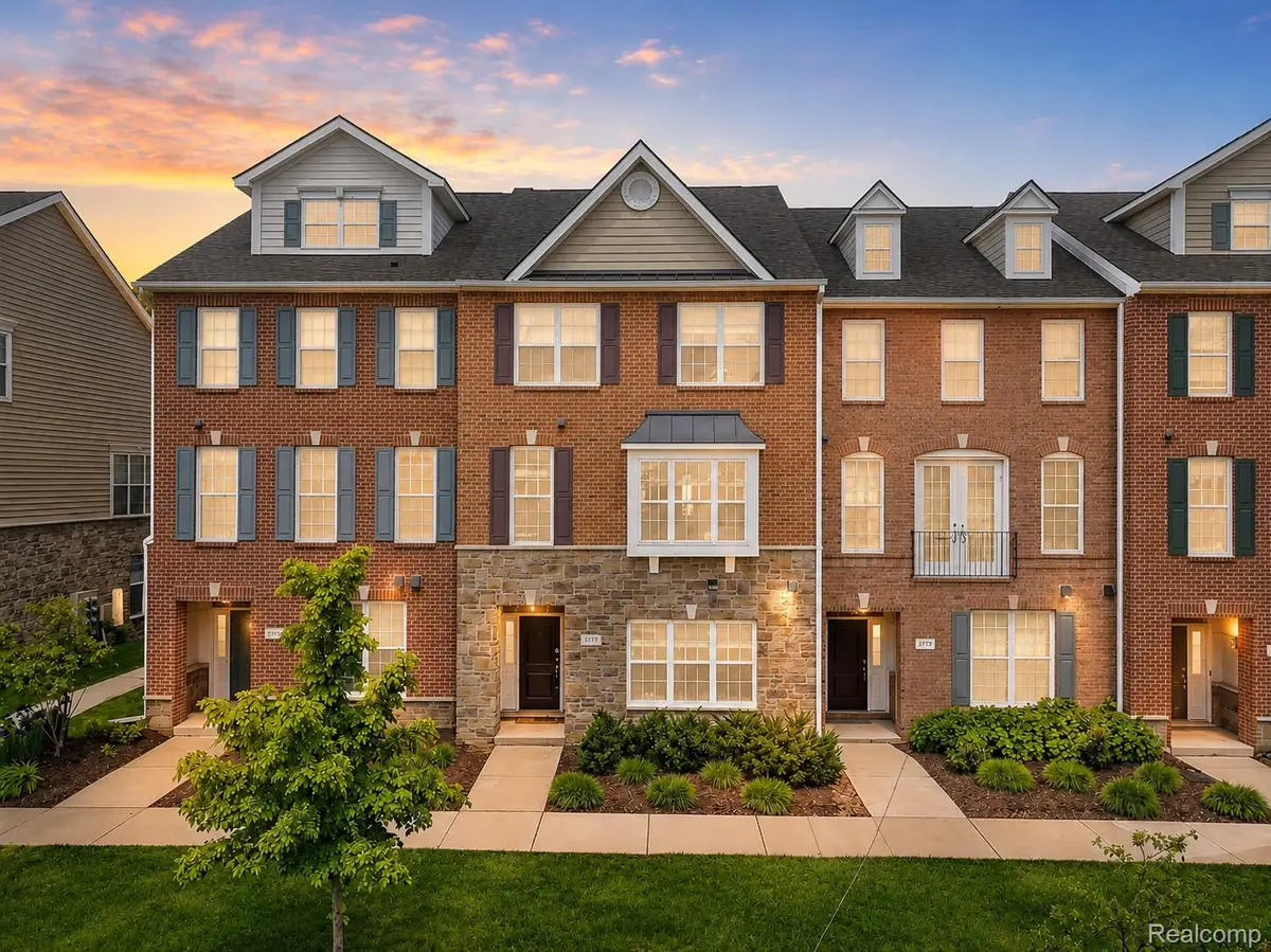 2777 Ashcombe Drive, Ann Arbor, MI 48105 - #1
