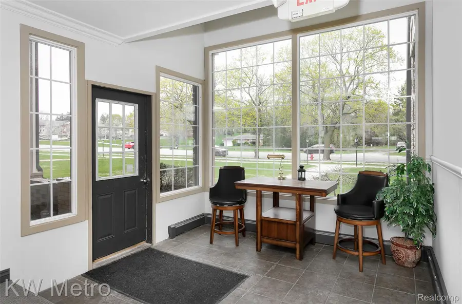 2309 Walton Boulevard #32, Rochester Hills, MI 48309 - #3
