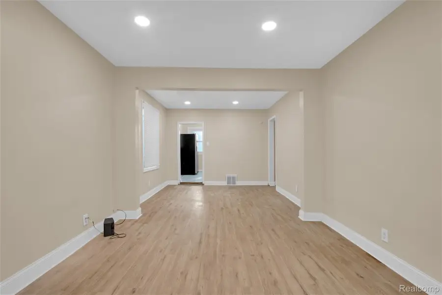 17421 Lumpkin Street, Hamtramck, MI 48212 - #3
