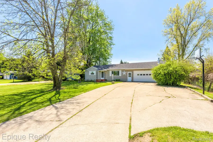 11110 Davison Road, Davison, MI 48423 - #2