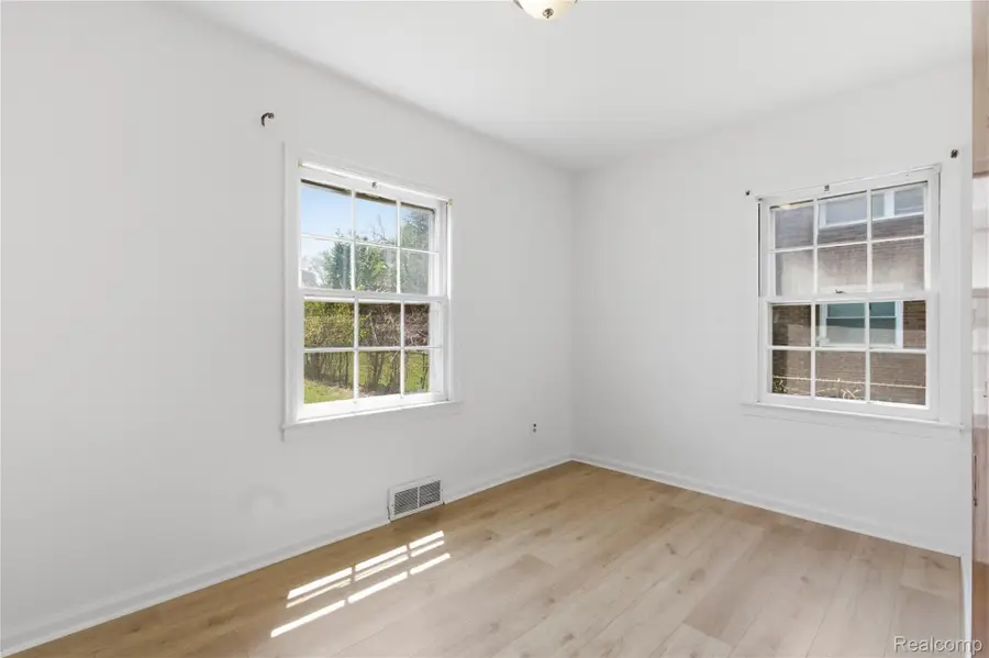 8238 Fisher Avenue, Warren, MI 48089 - #3