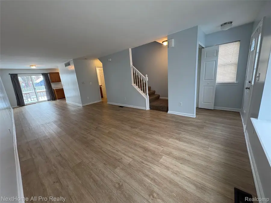 15413 Meyers Road, Detroit, MI 48227 - #2