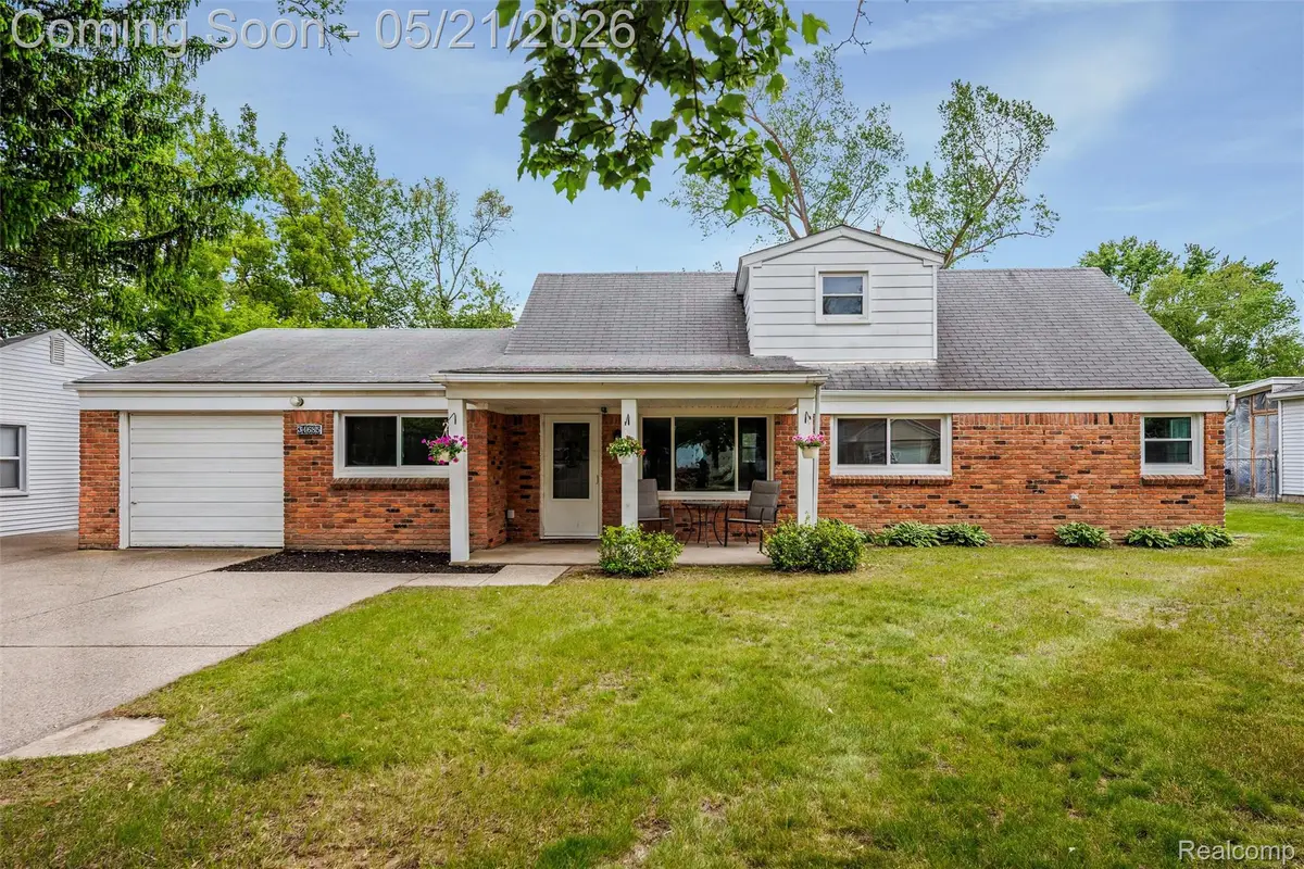 34685 Bridgeman Street, Farmington, MI 48335 - #1