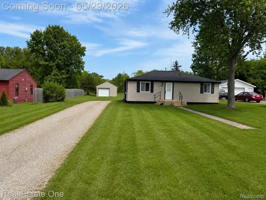 7379 Lawrence Street, Mundy, MI 48439 - #2