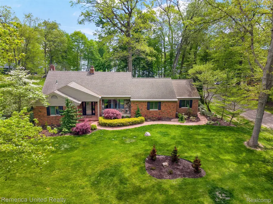 4375 Irene Drive, Howell, MI 48843 - #3